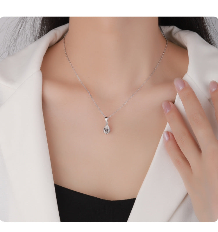 Cross-border hot selling S925Pure Silver Moissanite Pendant Water Drop Necklace for Women Simple Irregular Collarbone Chain Factory Wholesale