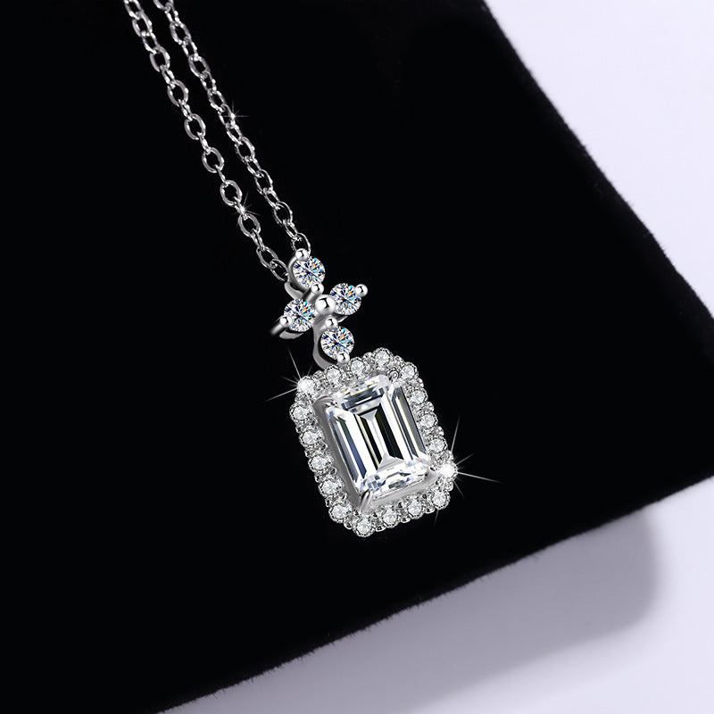 A2   Cross-Border Europe and America S925Silver Pendant Emerald Cut Moissanite Necklace for Women Fashionable Light Luxury Rectangular Pendant Clavicle Chain