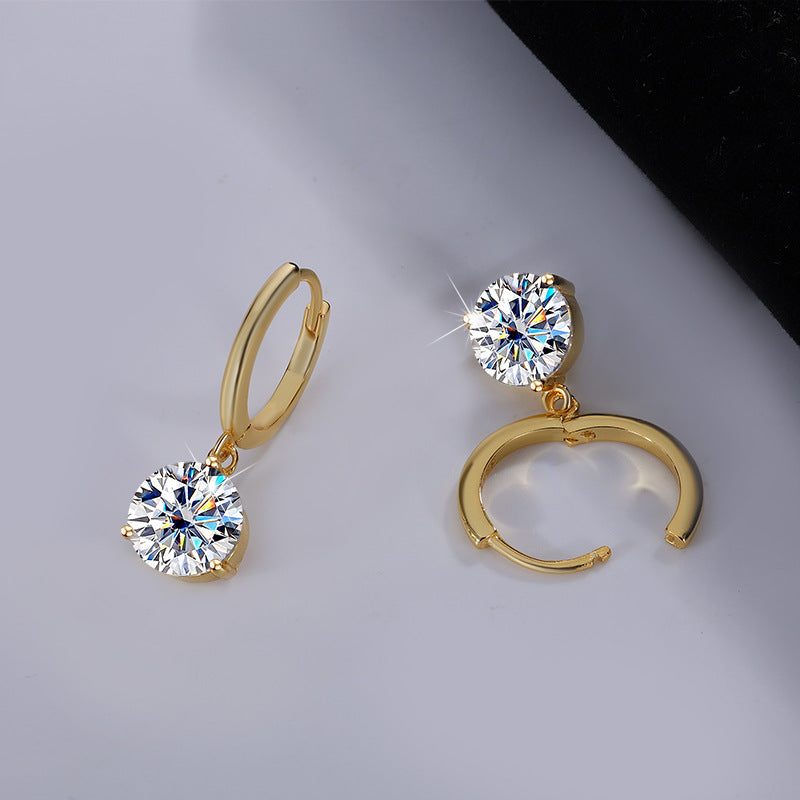 Best seller in europe and america S925Sterling Silver Three-Claw Earrings Moissanite Fashion Simple Earrings Moissanite Studs Factory Wholesale
