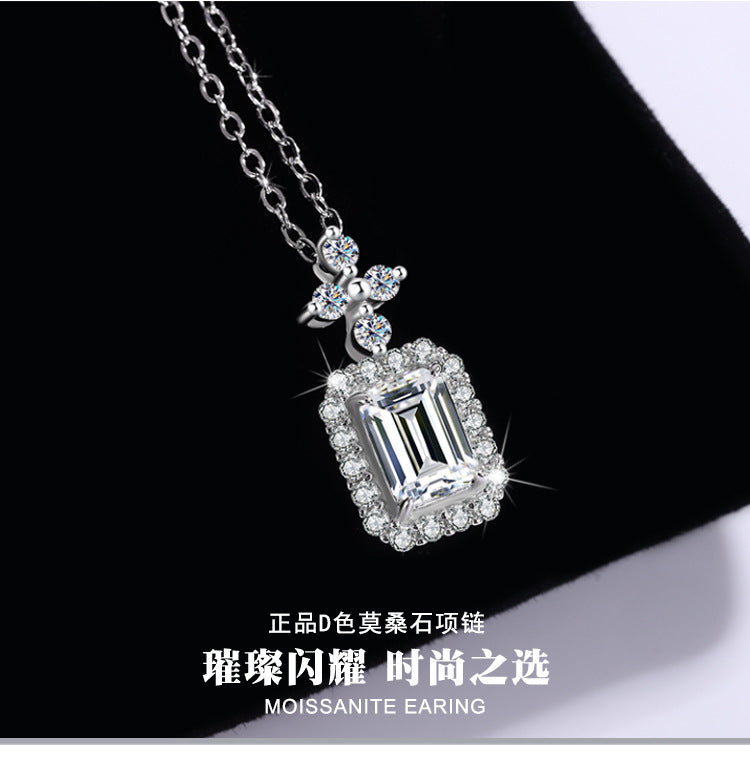 Cross-Border Europe and America S925Silver Pendant Emerald Cut Moissanite Necklace for Women Fashionable Light Luxury Rectangular Pendant Clavicle Chain