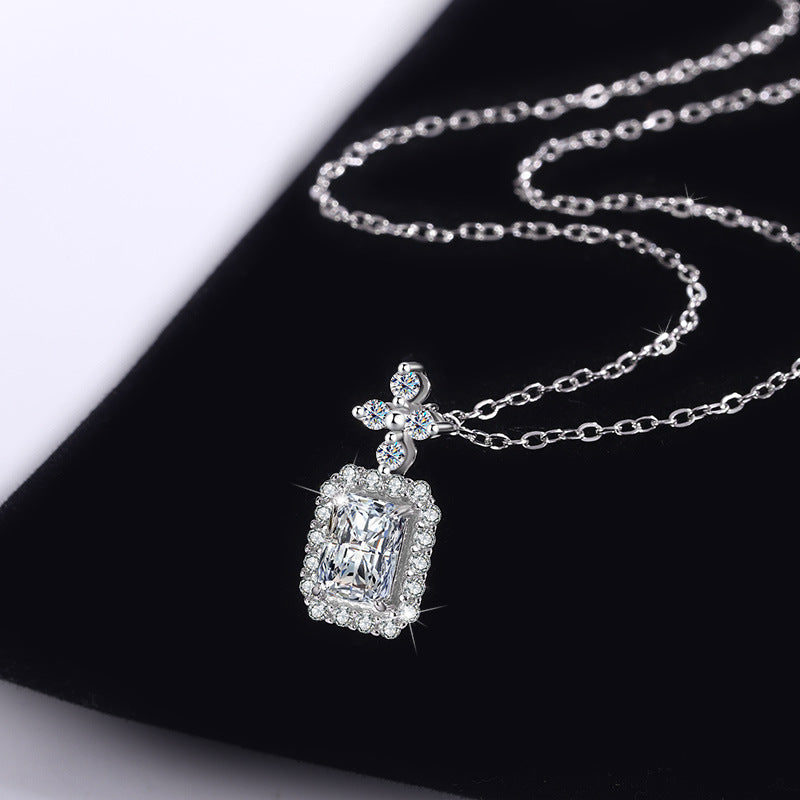 s925Silver pendant1Clarety Cut Moissanite Necklace for Women Fashionable Light Luxury Rectangular Pendant Collarbone Chain