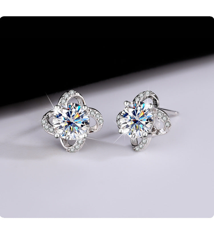 s925Pure Silver Genuine Moissanite Four-Leaf Clover Earrings Elegant Simple Moissanite Gift Ear Jewelry Live Streaming Source