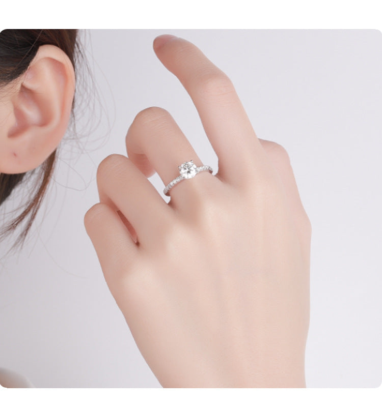 Exclusive for cross-border S925Silver Simple Four-Prong Moissanite High-End Fashion Birthday Gift Wedding Ring Factory Wholesale