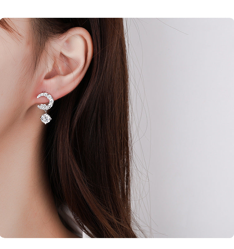 Best seller in europe and america S925Sterling Silver Moissanite Small Moon Earrings Simple Studs Inlaid with Diamonds Light Luxury Earrings Factory Wholesale
