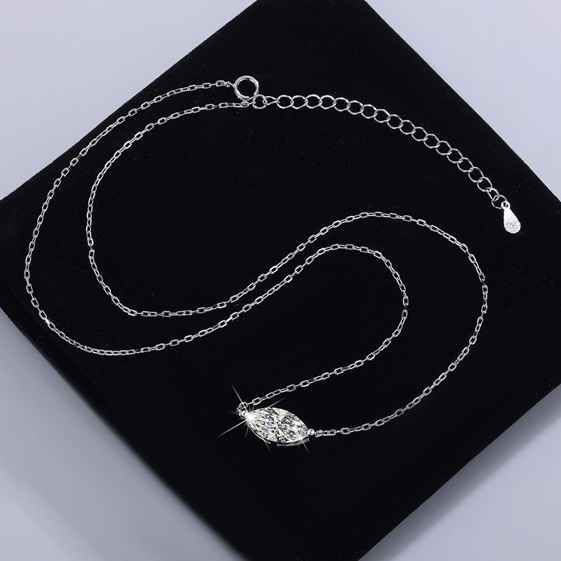 European and American Fashion Hot Item S925Sterling Silver Moissanite Horse Eye Necklace Simple Women's High-end Versatile Collarbone Chain Wholesale