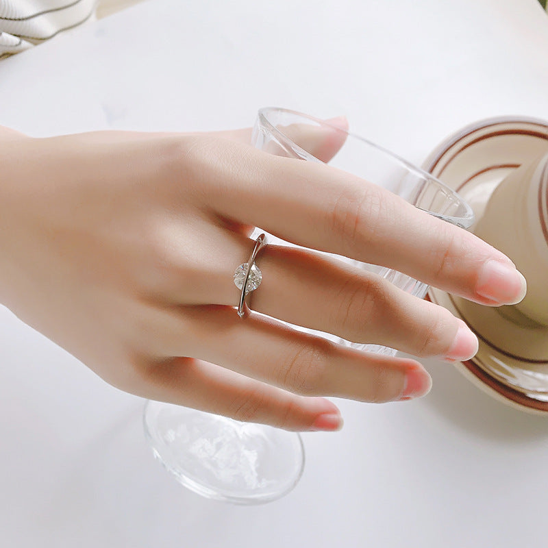 Cross-border hot selling S925Sterling Silver Moissanite Sparkling Planet Surrounding Rotating High-end Women's Ring Factory Wholesale