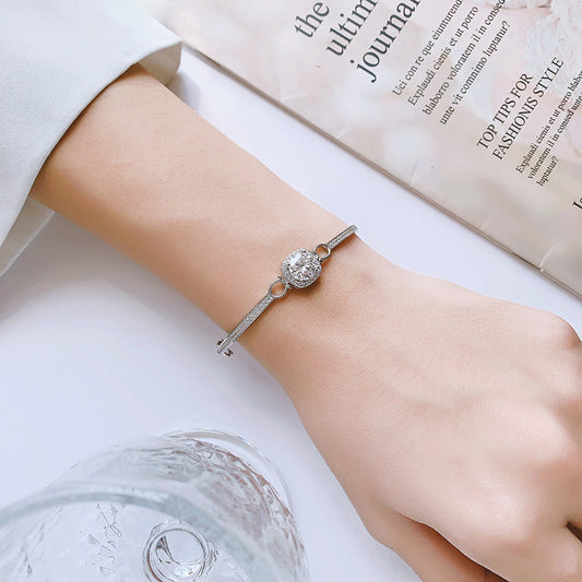 Cross-Border Europe and America S925Pure Silver Luxury Square Bracelet Moissanite Diamond Bangle Fashion High-end Moissanite Bracelet Wholesale