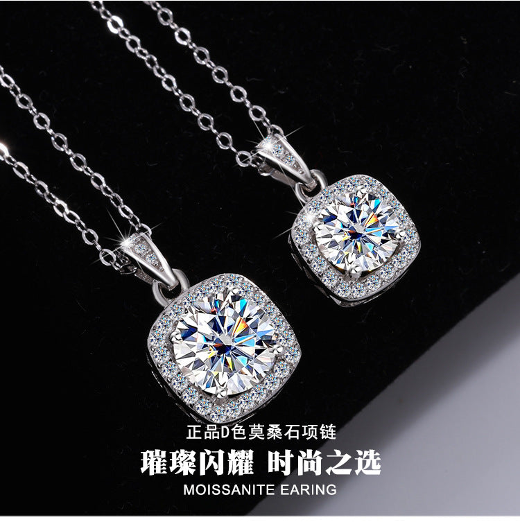 Cross-border hot selling S925Pure Silver Moissanite Square Pendant Necklace Light Luxury High-end Clavicle Chain Moissanite Pendant Wholesale