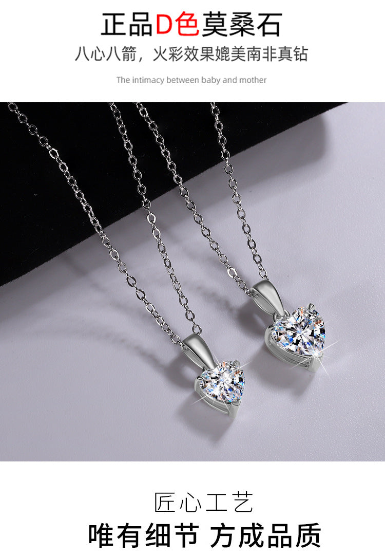 Cross-border hot selling S925Sterling Silver Moissanite Pendant Heart Necklace for Women European and American Simple Collarbone Chain Factory Wholesale