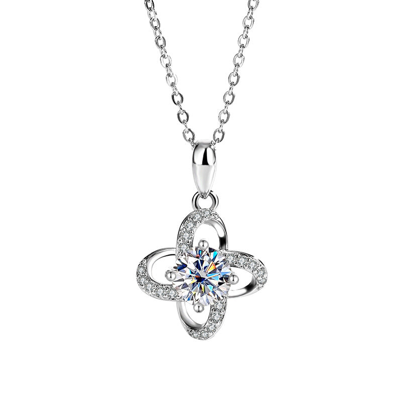 s925Pure Silver Niche Light Luxury Lucky Clover Silver Pendant Moissanite Necklace for Women Classic Fashion Collarbone Chain Wholesale