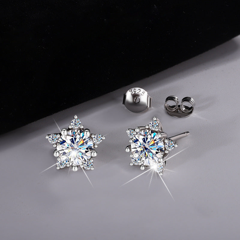 S925Sterling Silver Five-Pointed Star Moissanite Earrings High-End Fashion Versatile Sweet Moissanite Earrings for Women Cross-Border Source