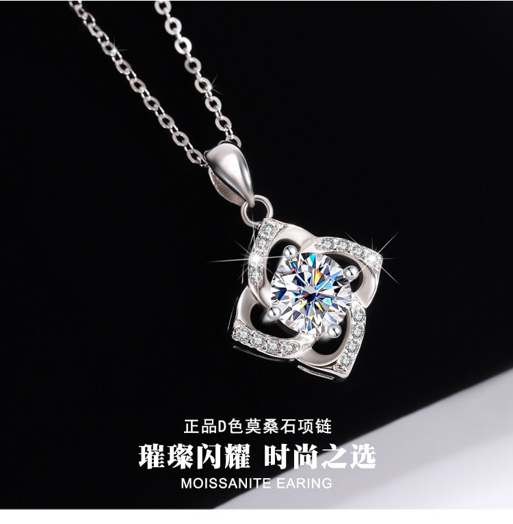 s925Sterling Silver Four-Leaf Clover Necklace Silver Pendant Moissanite Necklace for Women Classic Fashion Collarbone Chain In Stock Wholesale