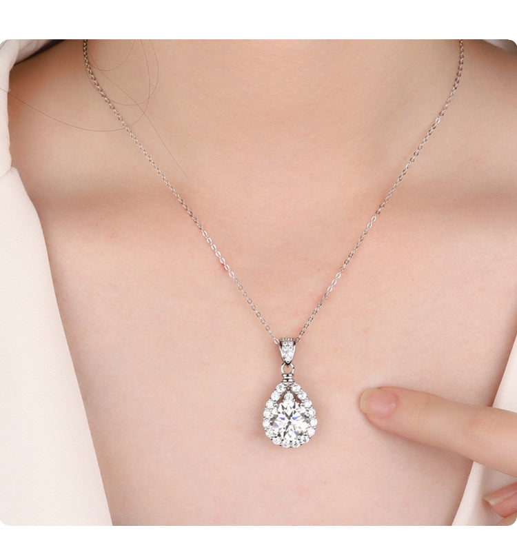 Cross-border hot selling S925Sterling Silver Moissanite Necklace for Women Water Drop Pendant High-end Fashion Versatile Necklace Wholesale