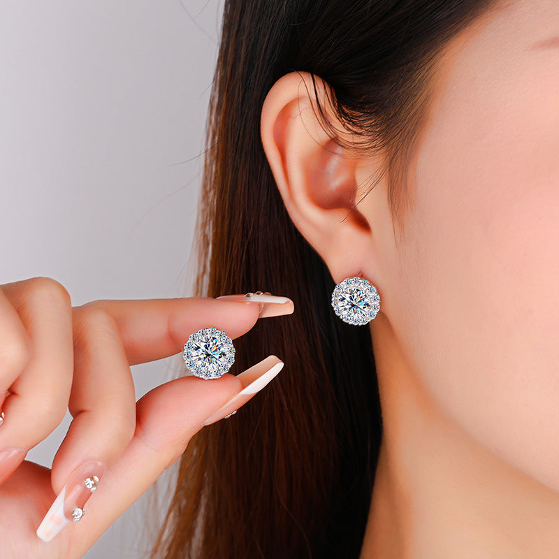 Cross-border hot selling S925Pure Silver Sunflower Moissanite Earrings Simple Elegant Earrings Moissanite Jewelry for Women Wholesale