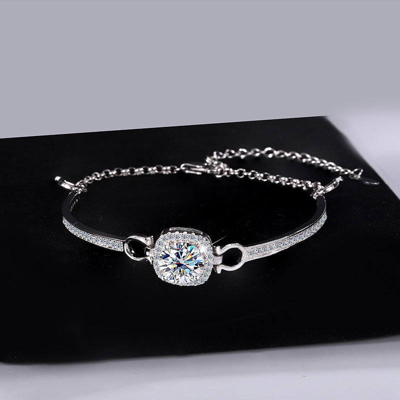 Cross-Border Europe and America S925Pure Silver Luxury Square Bracelet Moissanite Diamond Bangle Fashion High-end Moissanite Bracelet Wholesale