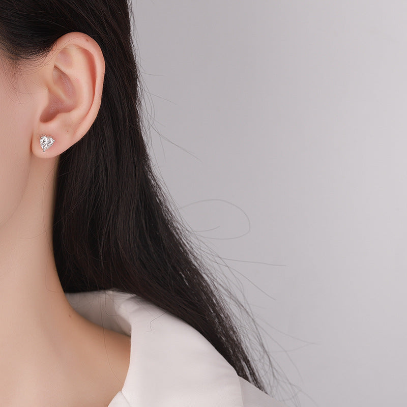 Cross-border hot selling S925Silver Earrings for Women Heart-Shaped Moissanite Simple Earrings Gift for Girlfriend or Best Friend Wholesale from Manufacturer