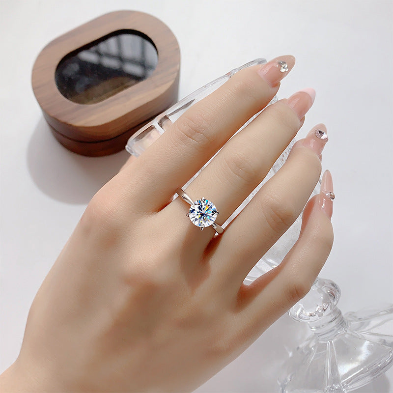 S925Sterling Silver Ring Classic Four-Prong Moissanite Ring Women's Crown Proposal Ring Wholesale