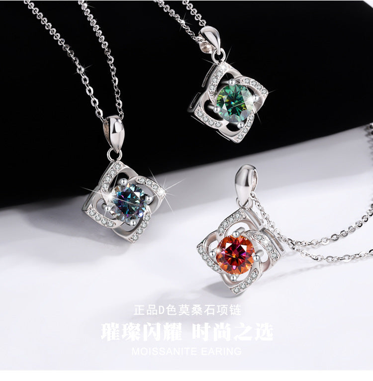 s925Sterling Silver Four-Leaf Clover Necklace Silver Pendant Moissanite Necklace for Women Classic Fashion Collarbone Chain In Stock Wholesale