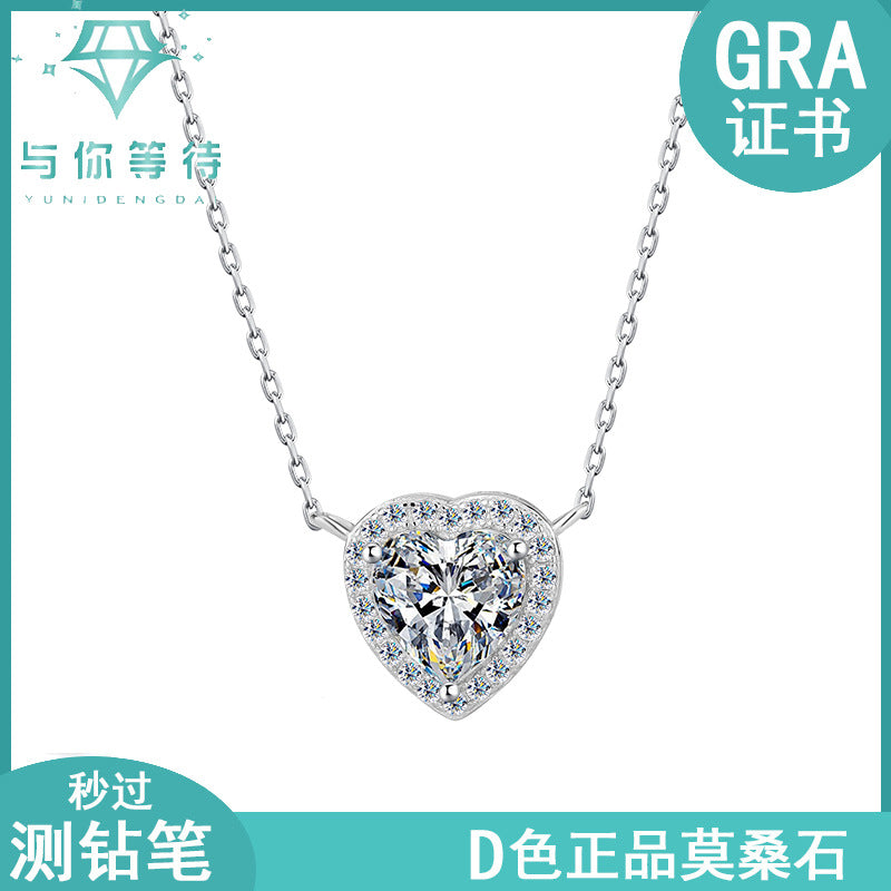 Cross-border hot S925Sterling Silver Heart Pendant Moissanite Heart Necklace for Women High-end Collarbone Chain Factory Wholesale