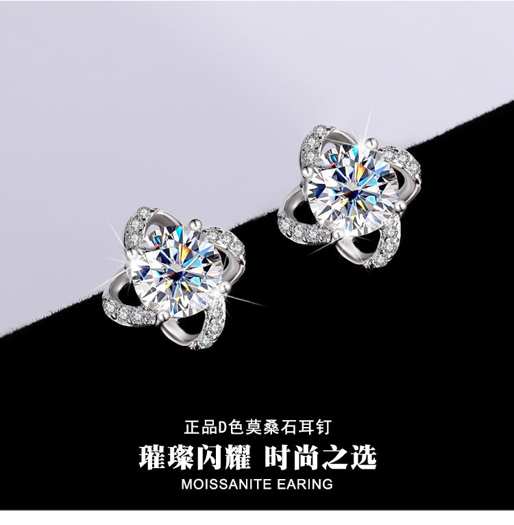 s925Pure Silver Genuine Moissanite Four-Leaf Clover Earrings Elegant Simple Moissanite Gift Ear Jewelry Live Streaming Source