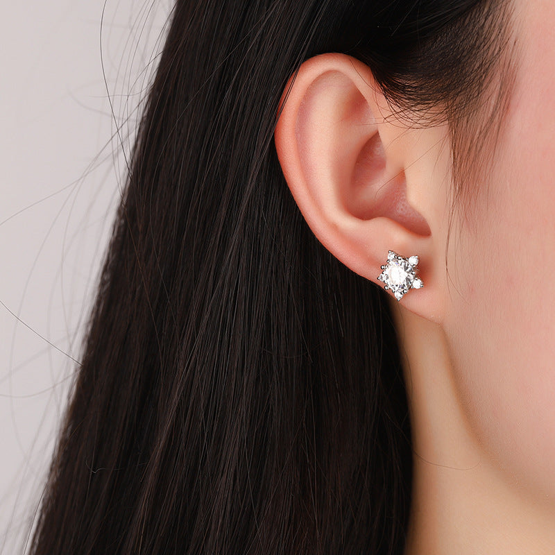 S925Sterling Silver Five-Pointed Star Moissanite Earrings High-End Fashion Versatile Sweet Moissanite Earrings for Women Cross-Border Source