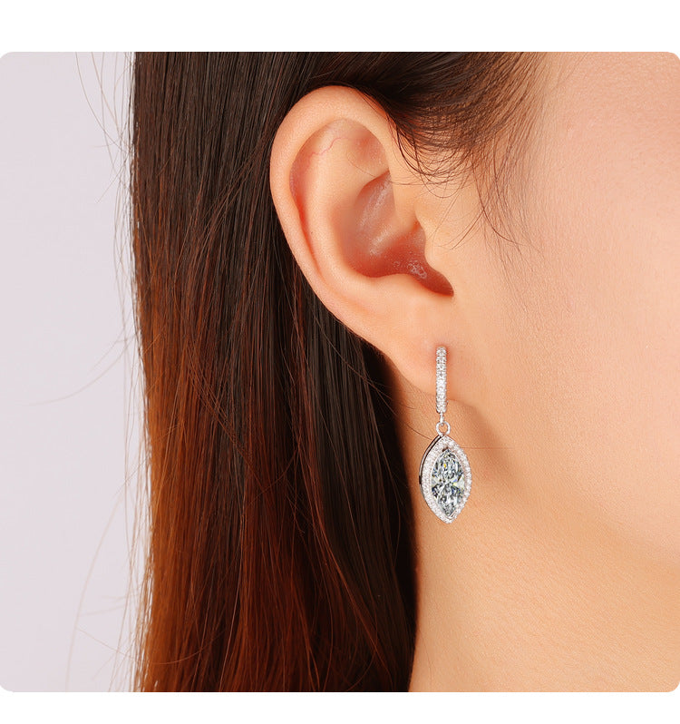 Cross-Border S925Sterling Silver Earrings for Women, Horse Eye Moissanite Ear Clips, Platinum Plated Moissanite Earrings, Direct Supply from Manufacturer, Wholesale