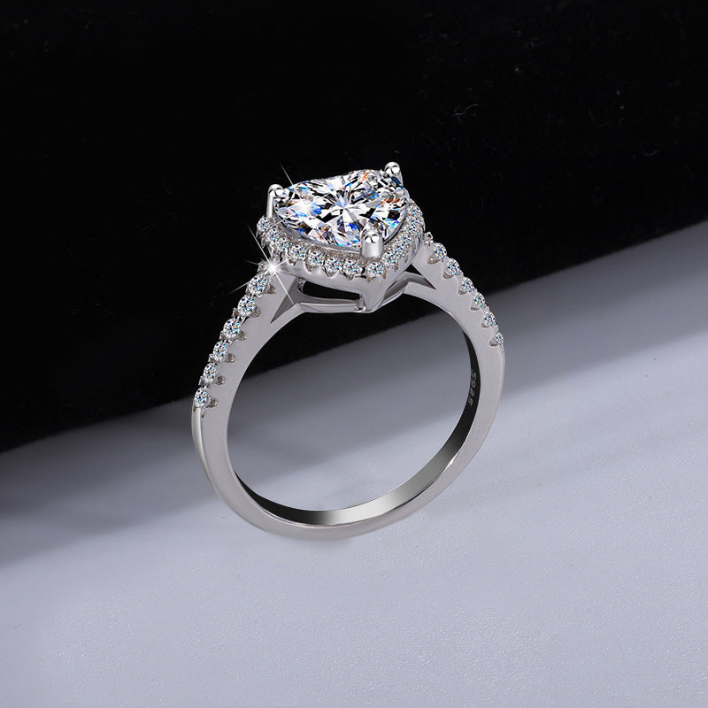Cross-border hot selling S925Sterling Silver Irregular Moissanite Heart Ring for Women Moissanite Diamond Heart-shaped Ring Wholesale from Factory