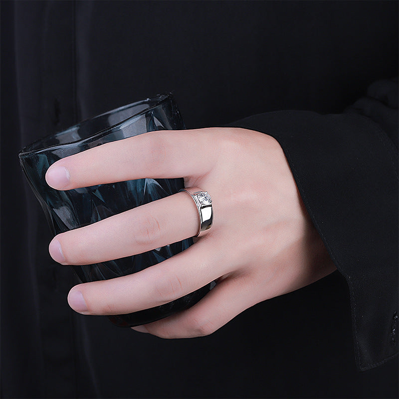 Authentic D Moissanite Ring for Men, Pure Silver, One Carat, Personalized Classic Simple Men's Ring, Smooth Surface Diamond Ring Wholesale