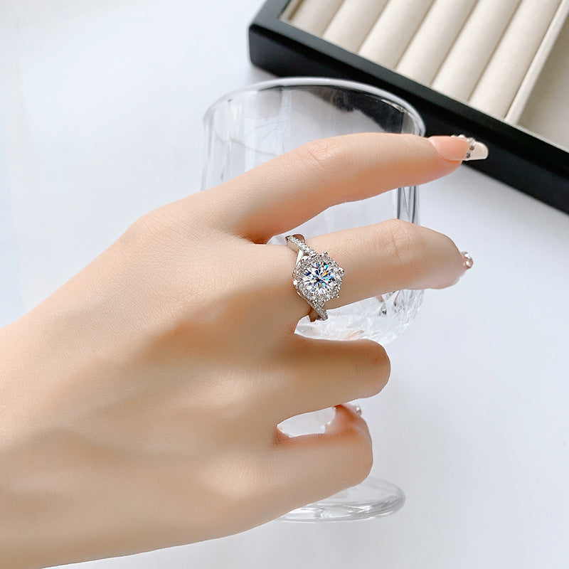 Europe and America Cross Border Hot Sale S925Pure Silver Royal Estate Moissanite Heavy Craft Luxurious Setting Women's Ring High-end Diamond Ring Wholesale