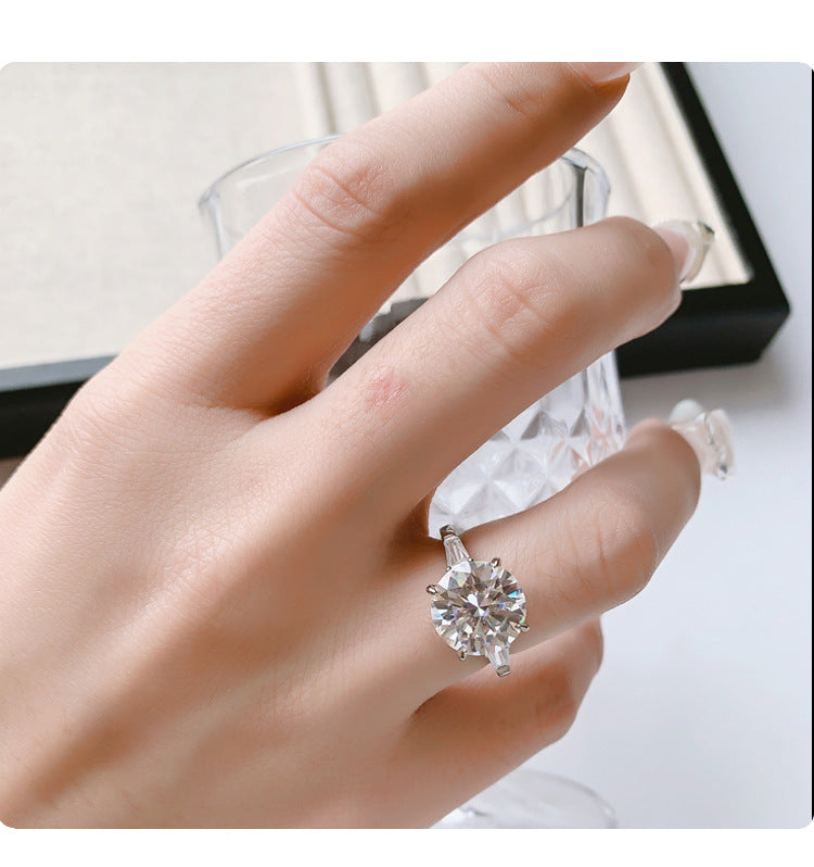 Cross-Border S925Pure Silver Pigeon Egg Four-Claw5Clamoissanite Ring Fashion High-end Women's Ring Factory Wholesale
