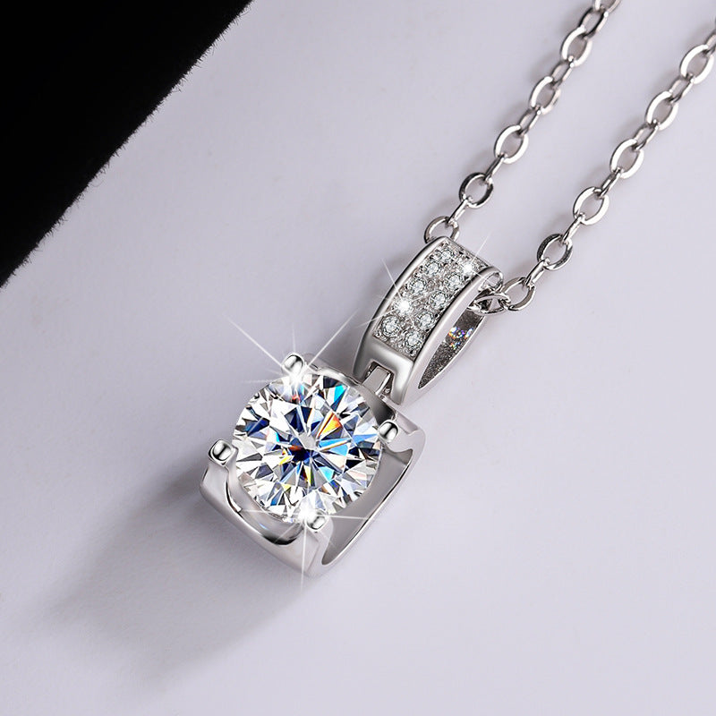 s925Sterling Silver Platinum Plated Micro Inlaid Bull Head Silver Pendant Moissanite Necklace for Women Classic Fashion Collarbone Chain Wholesale