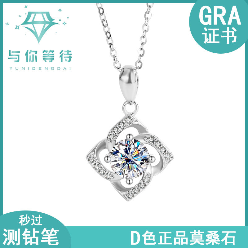 s925Sterling Silver Four-Leaf Clover Necklace Silver Pendant Moissanite Necklace for Women Classic Fashion Collarbone Chain In Stock Wholesale