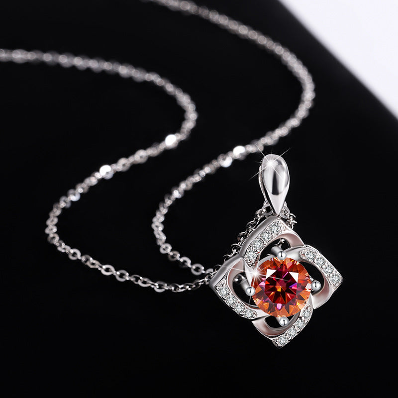 s925Sterling Silver Four-Leaf Clover Necklace Silver Pendant Moissanite Necklace for Women Classic Fashion Collarbone Chain In Stock Wholesale