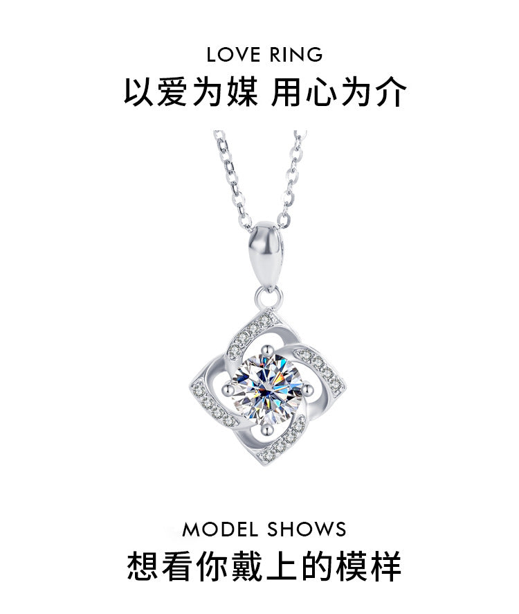 s925Sterling Silver Four-Leaf Clover Necklace Silver Pendant Moissanite Necklace for Women Classic Fashion Collarbone Chain In Stock Wholesale