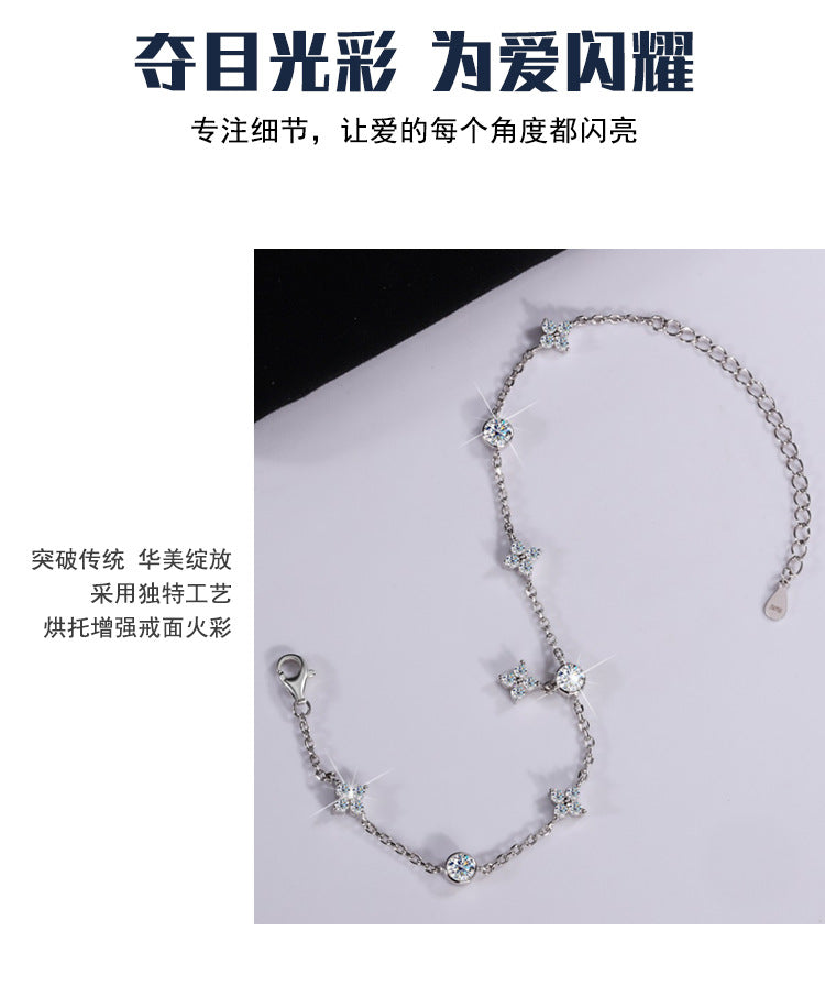Cross-border hot selling S925Silver Platinum Plated Moissanite Four-Leaf Clover Bracelet Gift High-End Exquisite Light Luxury Style Wholesale