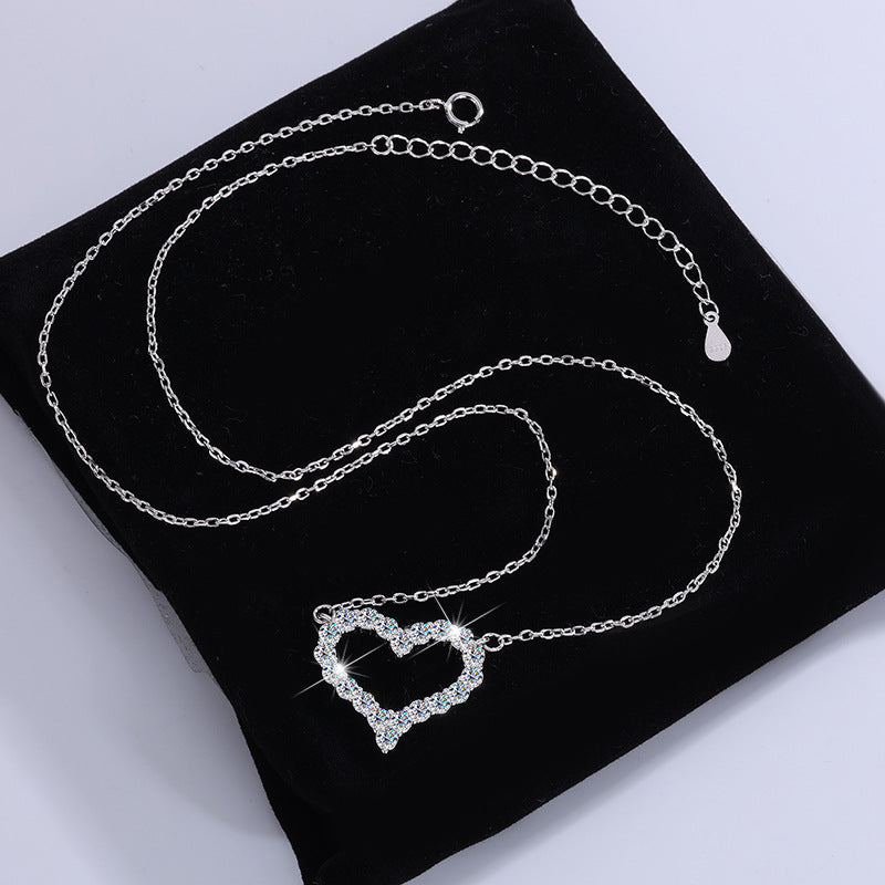 Factory Direct Supply Cross-Border925Sterling Silver Plated pt950Moissanite Heart Pendant Love Moissanite Necklace for Women Wholesale