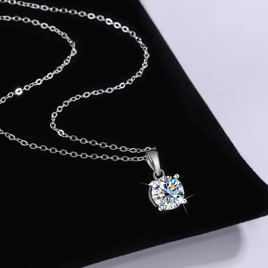 Exclusive for cross-border S925Silver Four-Claw Necklace Moissanite Diamond Pendant Simple Luxury Versatile Collarbone Chain Factory Wholesale