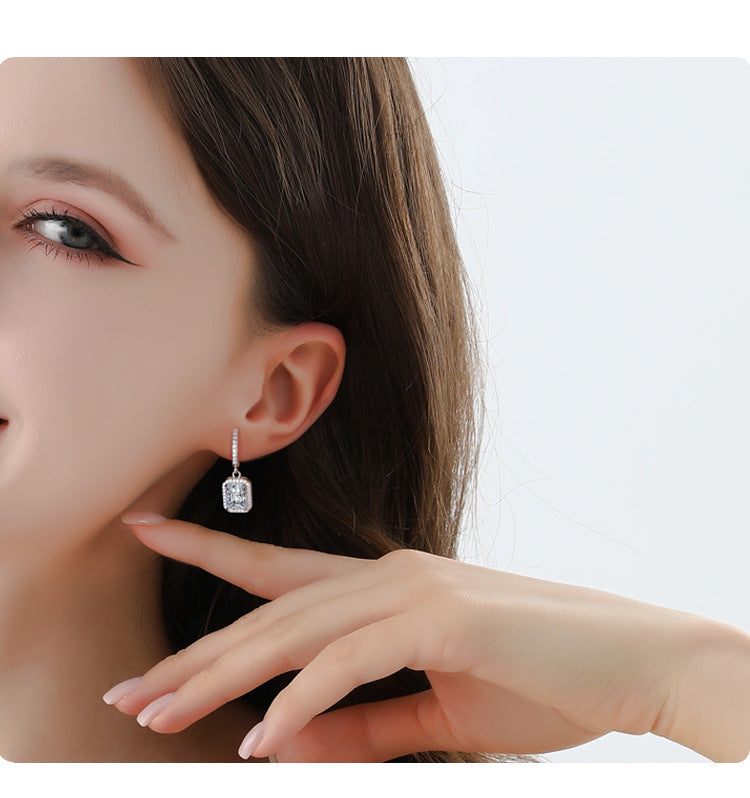 Cross-border Hot Selling Moissanite Earrings S925Silver Grandmother Cut Earrings with Luxurious Inlay High-Grade Moissanite Studs Factory Wholesale