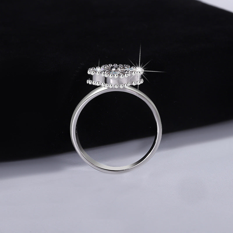 Cross-border hot selling S925Sterling Silver Four-Leaf Clover Moissanite Ring Full Diamond Moissanite Simple Women's Ring Factory Direct Sale
