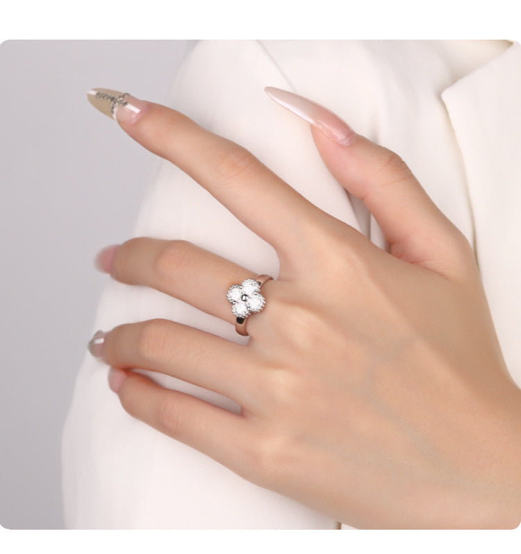 Cross-border hot selling S925Sterling Silver Four-Leaf Clover Moissanite Ring Full Diamond Moissanite Simple Women's Ring Factory Direct Sale