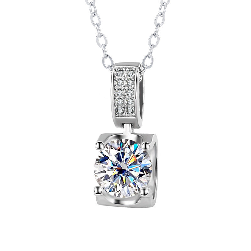 s925Sterling Silver Platinum Plated Micro Inlaid Bull Head Silver Pendant Moissanite Necklace for Women Classic Fashion Collarbone Chain Wholesale
