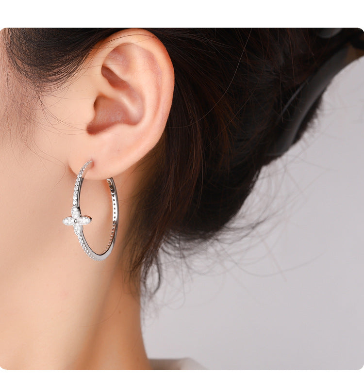 S925Pure Silver Moissanite European and American Style Flower Large Hoop Earrings Elegant Hoop High-end French Earrings Manufacturer Wholesale