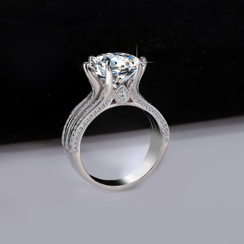 Cross-border European and American Luxury Pigeon Egg S925Silver Crescent Moon Eye Moissanite Ring High-end Ultra Sparkling Women's Ring Wholesale