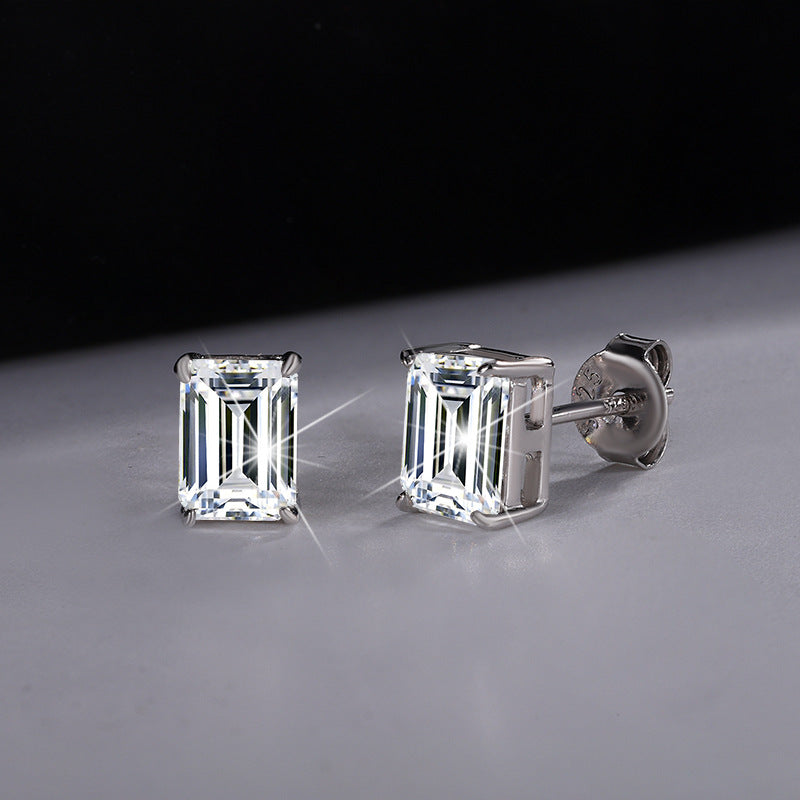 Cross-border hot selling S925Sterling Silver Earrings for Women Simple Elegant Earrings Irregular Moissanite Cut Moissanite Stud Earrings