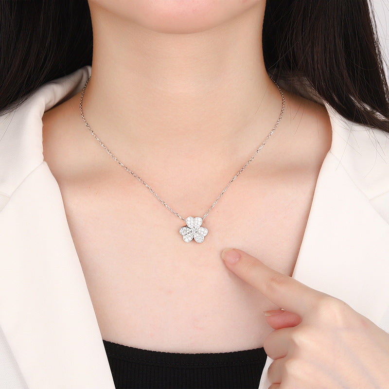 Cross-Border S925Sterling Silver Three-Petal Flower Necklace for Women, Moissanite Full Diamond Clover Floral Necklace, Qixi Valentine's Day Gift Direct Sale