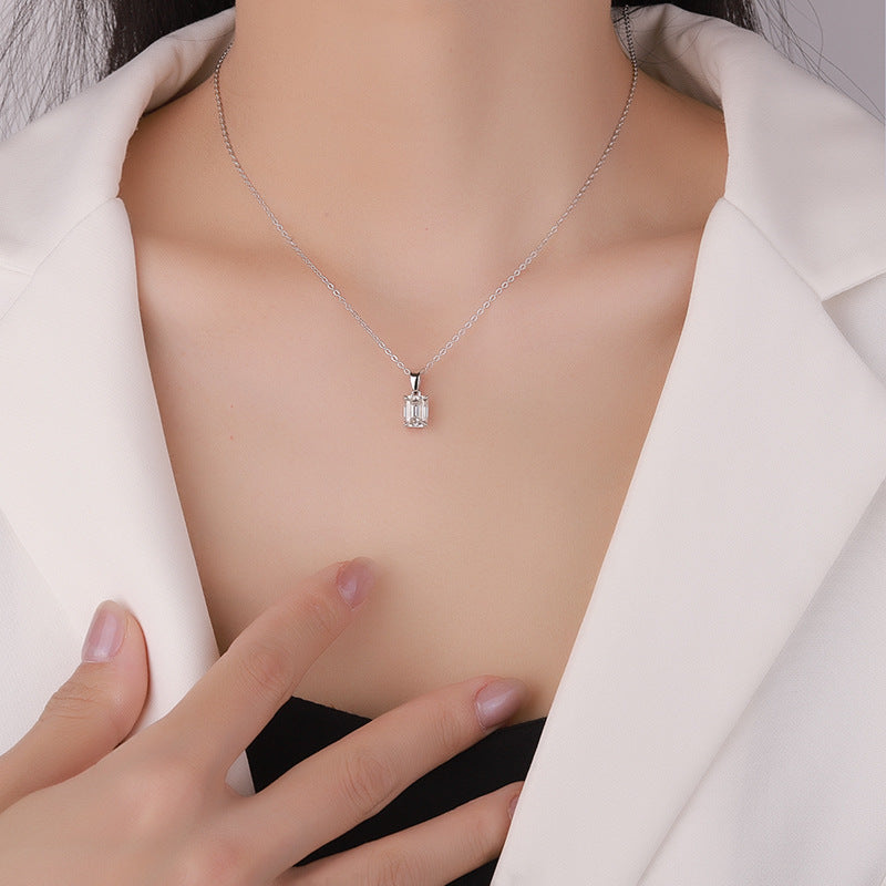 Cross-border new arrival S925Pure Silver Moissanite Diamond Light Luxury High-End Feel Emerald Cut Rectangular Pendant Collarbone Chain Wholesale