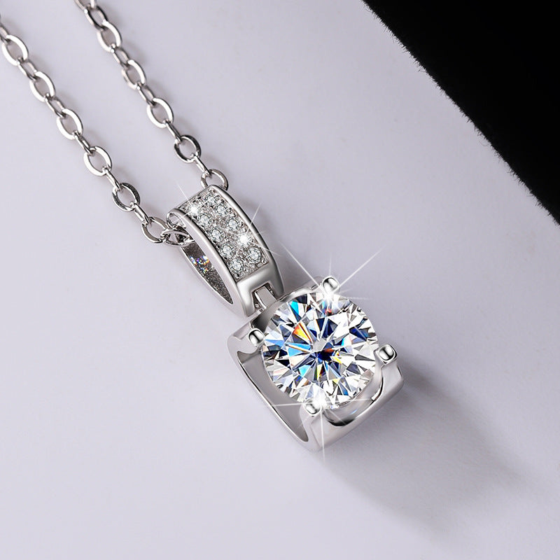 s925Sterling Silver Platinum Plated Micro Inlaid Bull Head Silver Pendant Moissanite Necklace for Women Classic Fashion Collarbone Chain Wholesale