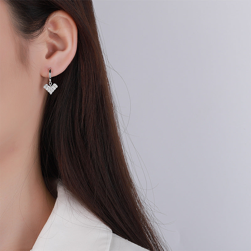 Exclusive for cross-border S925Silver Moissanite Heart Earrings Light Luxury Versatile High-end Moissanite Women's Factory Wholesale