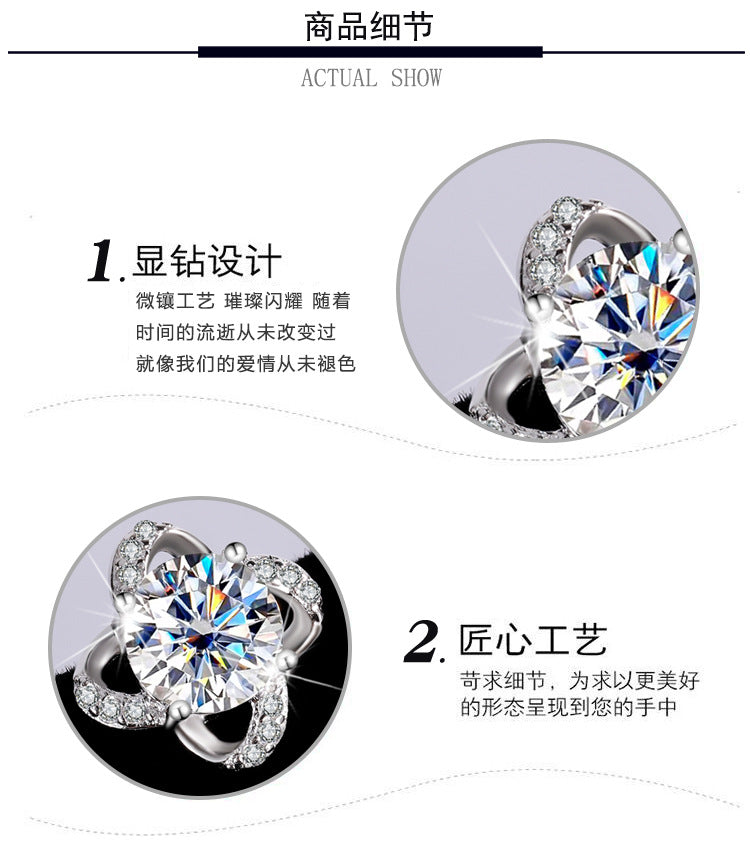 s925Pure Silver Genuine Moissanite Four-Leaf Clover Earrings Elegant Simple Moissanite Gift Ear Jewelry Live Streaming Source