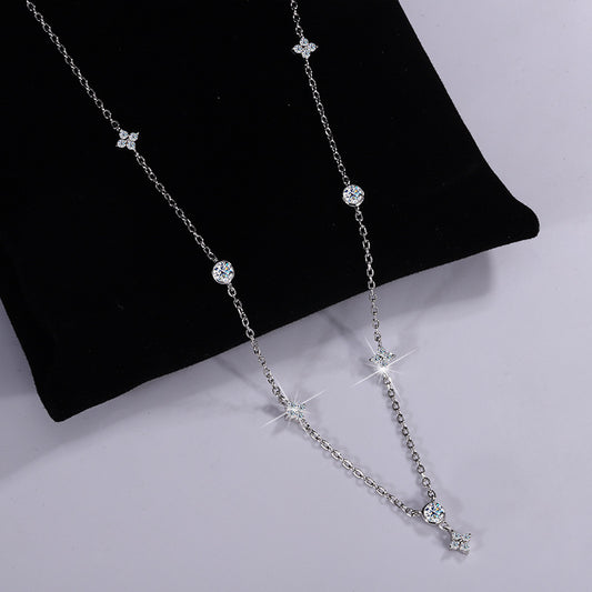 Cross-border hot S925Sterling Silver Four-Leaf Clover Women's Necklace Moissanite Diamond Pendant Light Luxury Minimalist Style Internet Celebrity Collarbone Chain